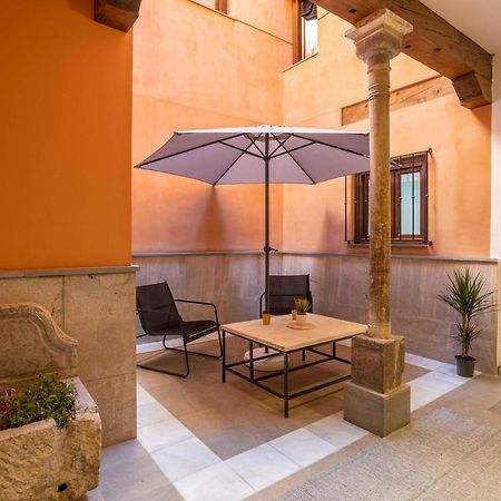 Apartamento Elvira Premium Granada Bagian luar foto